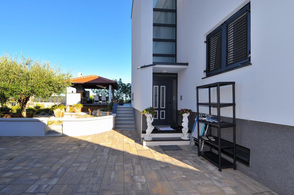 Apartments Victoria Privlaka Privlaka  Ngoại thất bức ảnh